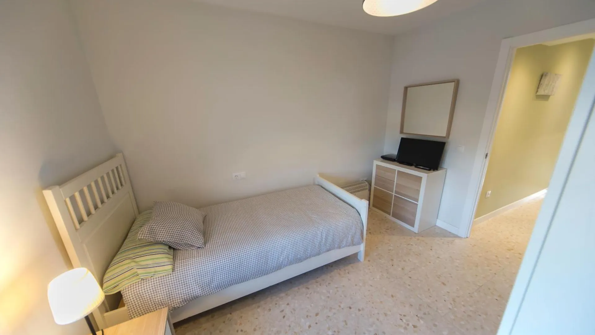 Quiet Downtown Apartament Málaga Daire